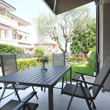 Christina'S Home Desenzano del Garda Exteriör bild