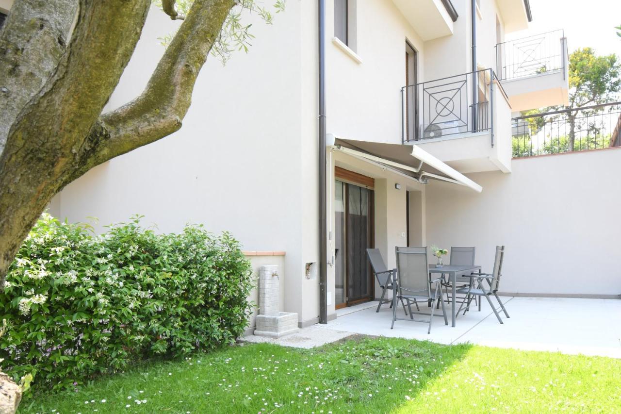 Christina'S Home Desenzano del Garda Exteriör bild